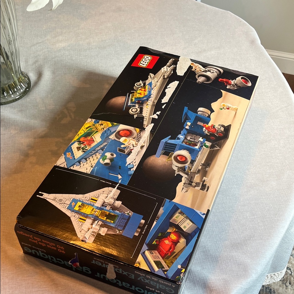 LEGO Galaxy Explorer Spacecraft Set - Blue, Gray, and Yellow - Picture 3 of 7